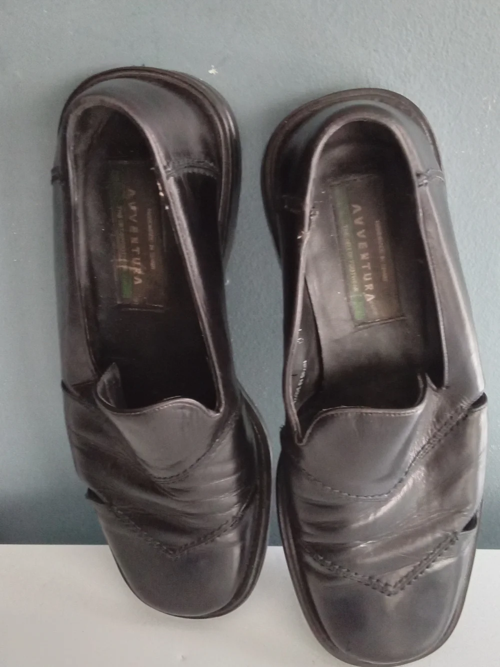 Avventura Black Leather Cutout Loafers Made in Spain Square Toe 8.5 M